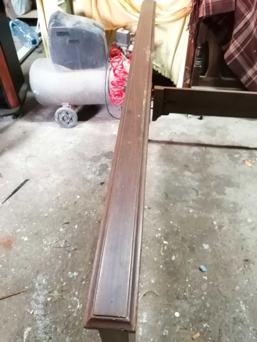 cama de casal antiga , ver bem as fotos e ler o anuncio