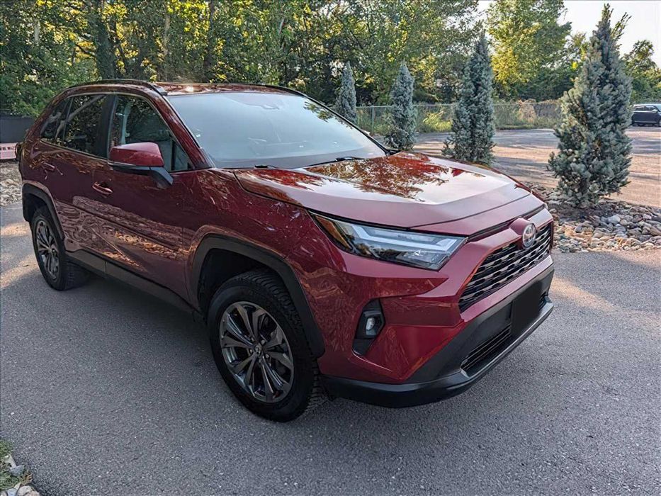 Toyota RAV4 2.5 Hybrid      2023