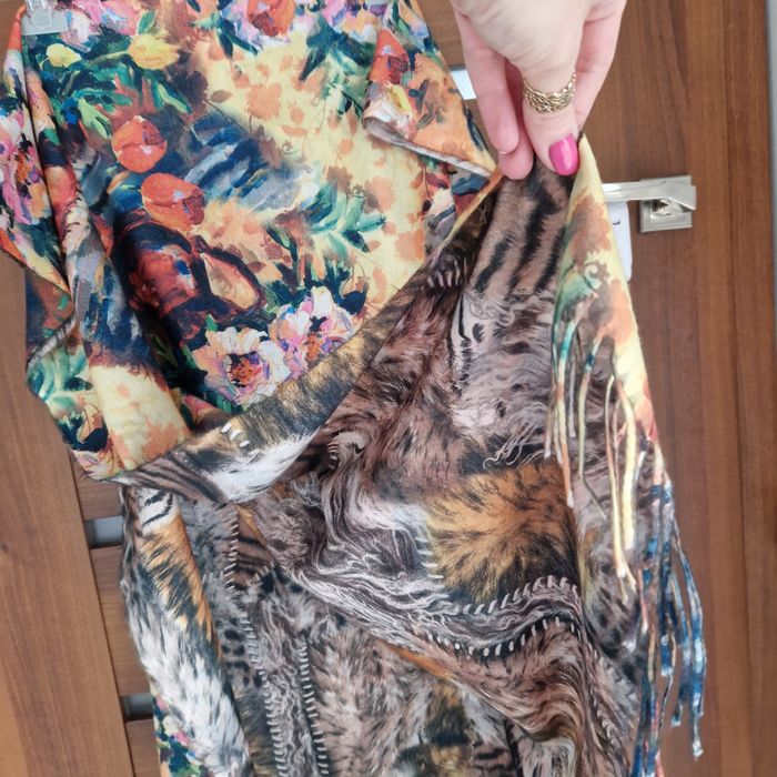 Szal damski dwustronny