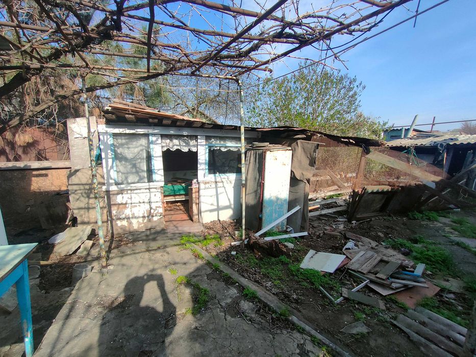 Продам частину будинка в районі зупинки Расвєт