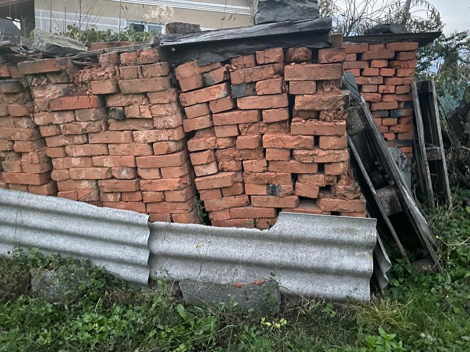 Цегла будівельна