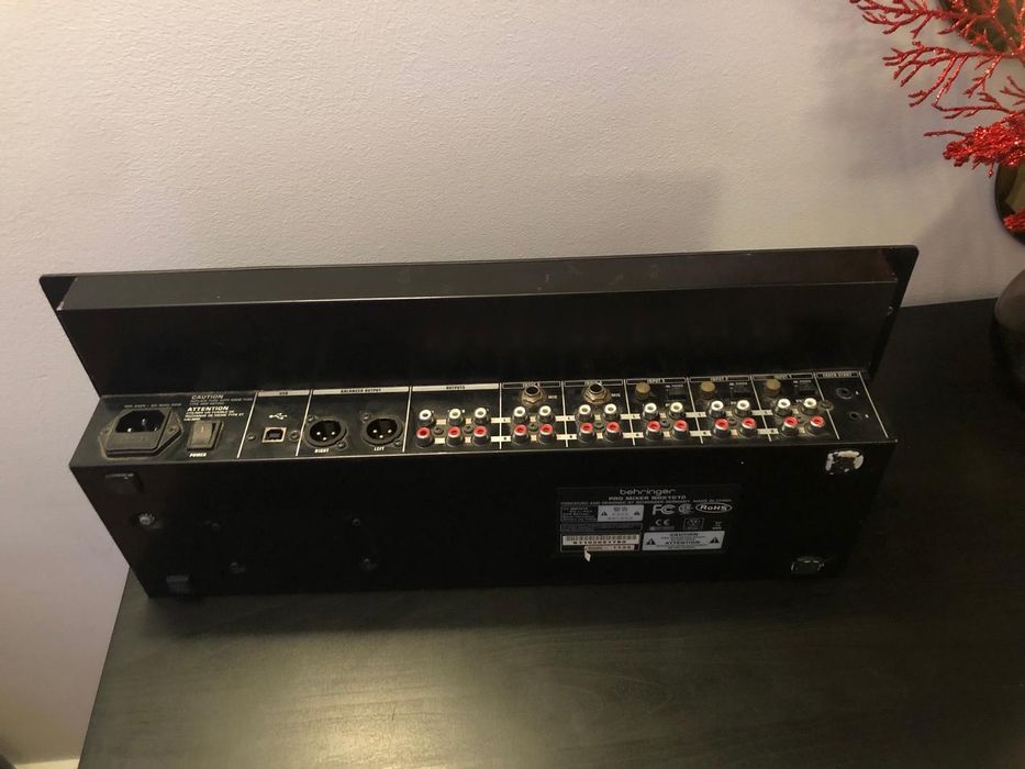 Behringer NOX1010 Pro mixer (Mesa de Mistura)