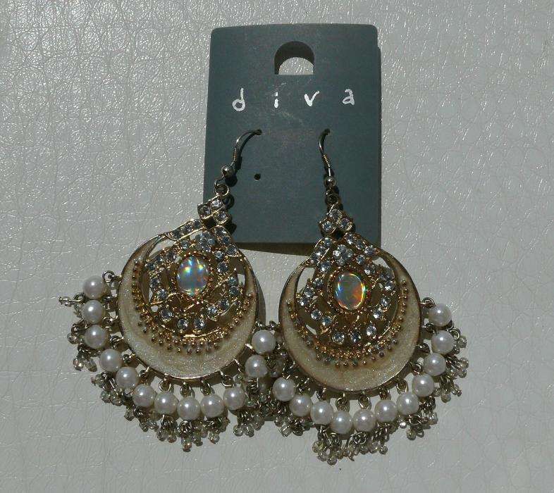 Шикарные английские серьги с камнем и жемчужинами Diva (Англия)