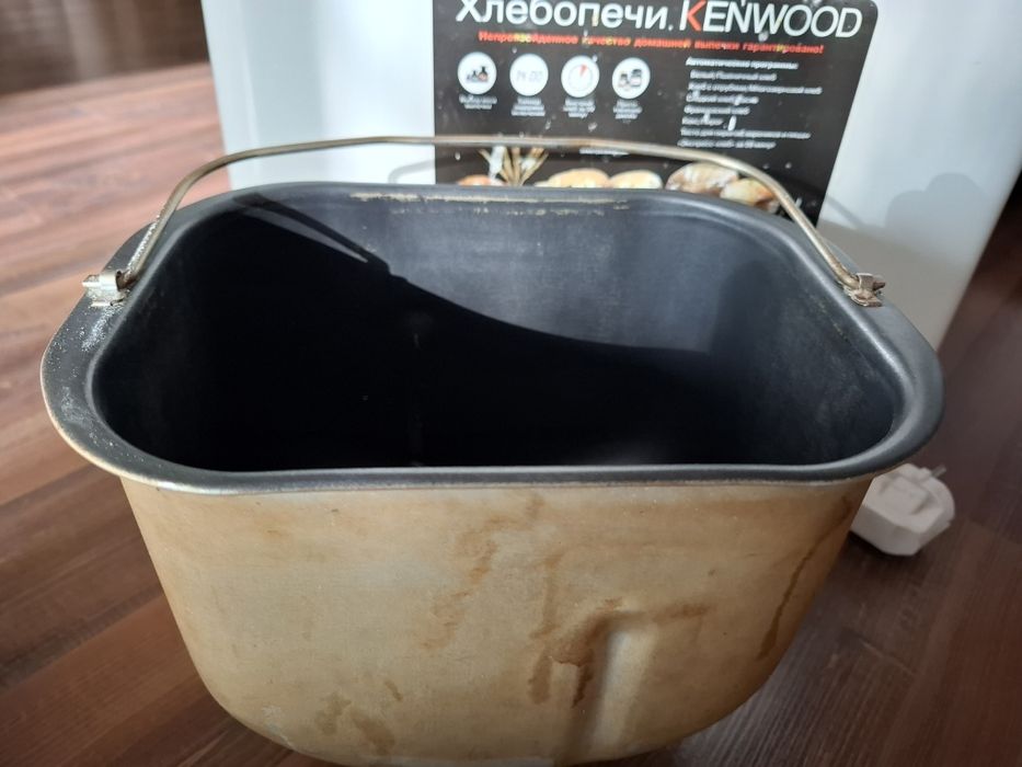 Хлібопічка Kenwood BM 250