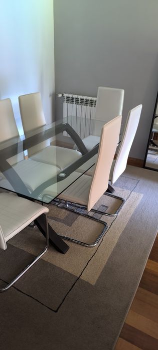 Mesa de estar e 6 cadeiras