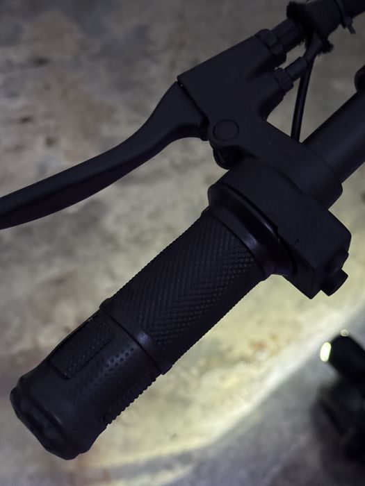 Electric Scooter | Swedish Import | Suspension | Lights | Foldable
