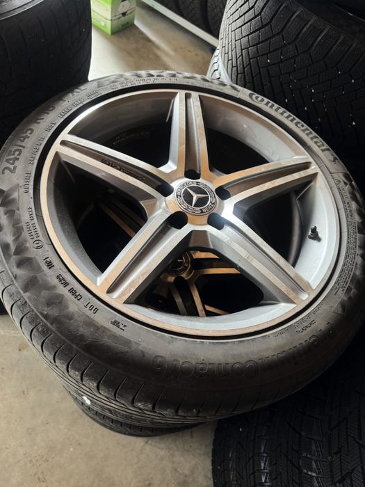 Felgi z oponami Mercedes AMG
