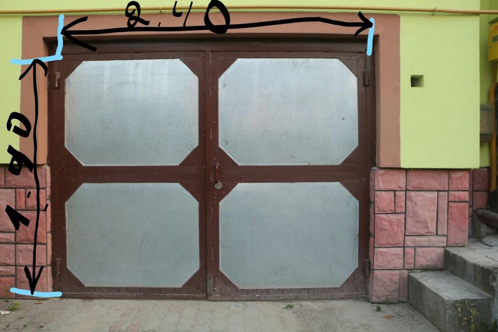 Гаражні ворота металеві,утеплені