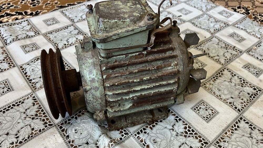 Двигун асинхронний