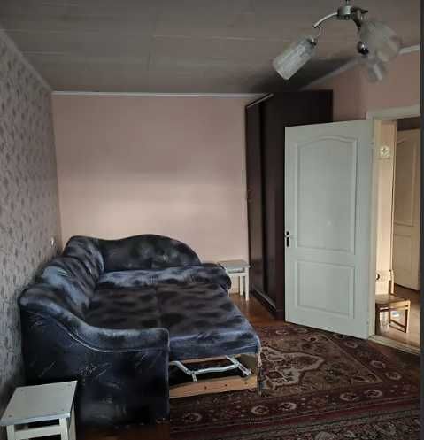 +Продам 1 ком. квартиру Нижнеднепровская 17000 дол.