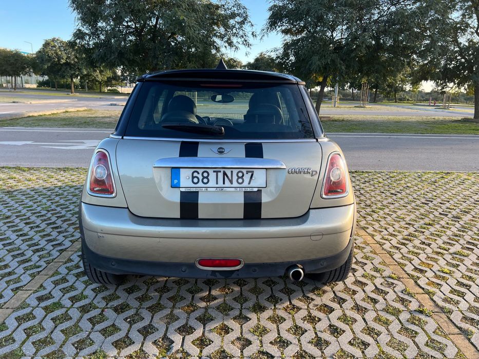 Mini Cooper D 2008484862778032803841