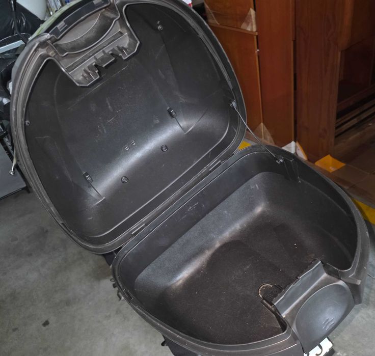 Top case Shad sh34 + suporte traseiro