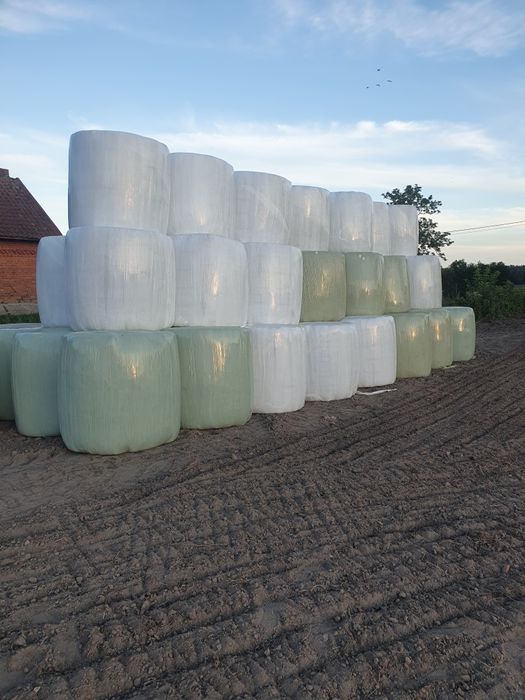 Bele bel baloty siano sianokiszonka nie słoma