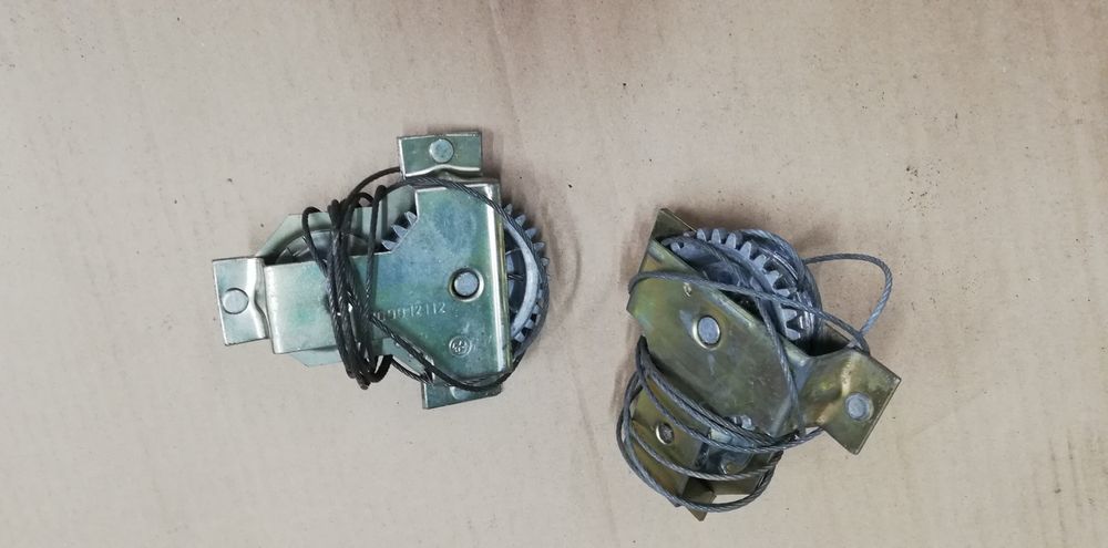 Fiat 126p mechanizm opuszczania i podnoszenia szyby FL i ST