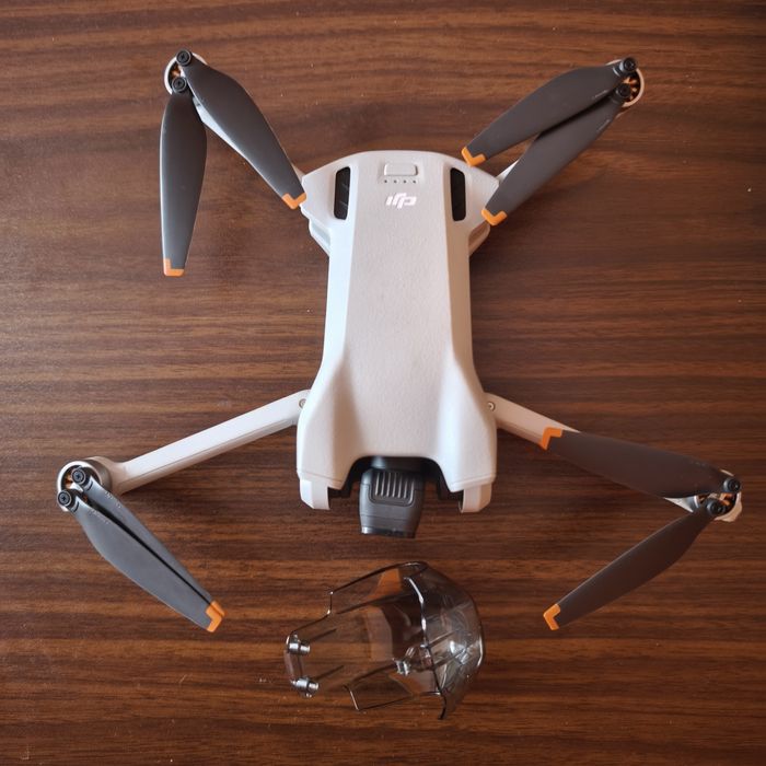Dron DJI mini 3 combo RC+ RC-N1