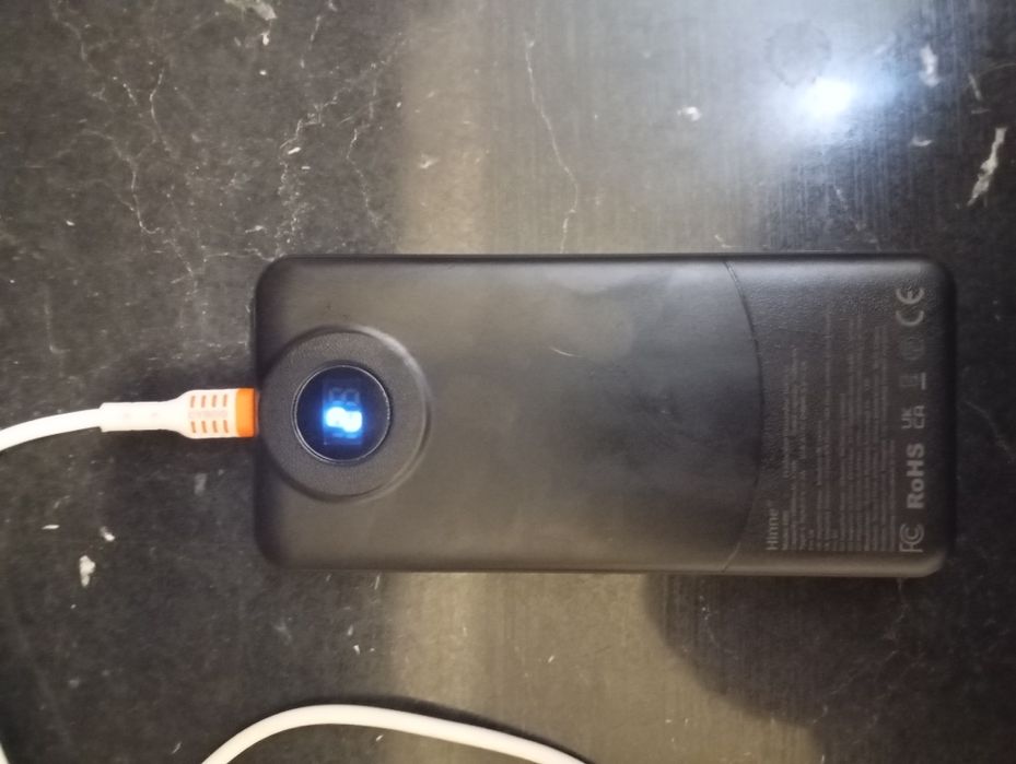 Повер банк 10000