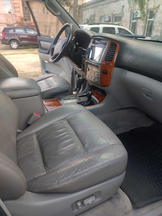 Продам Land Cruiser 100