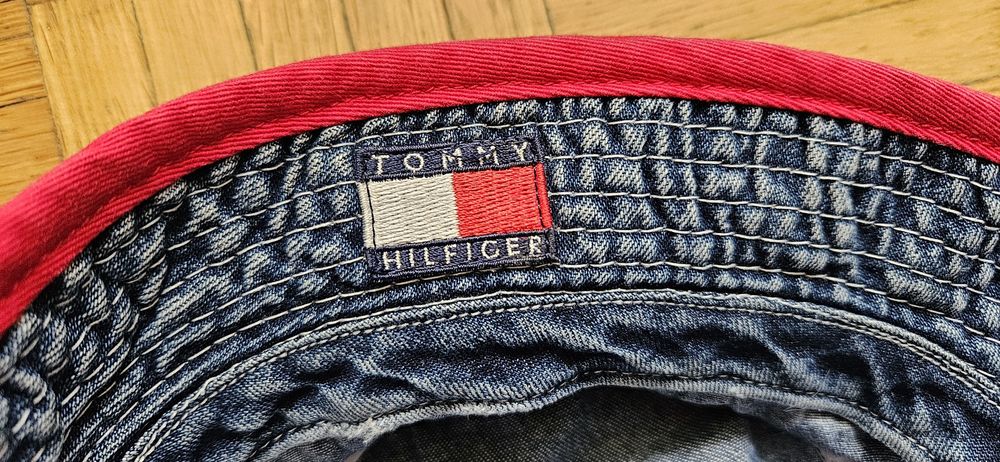 Czapka Tommy Hilfiger dżinsowa letnia dziecięca granatowa chłopięca ni