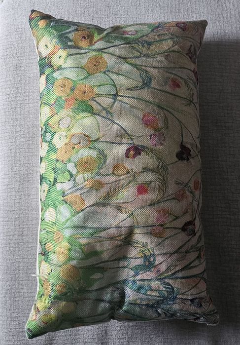 Almofada decorativa com fecho
