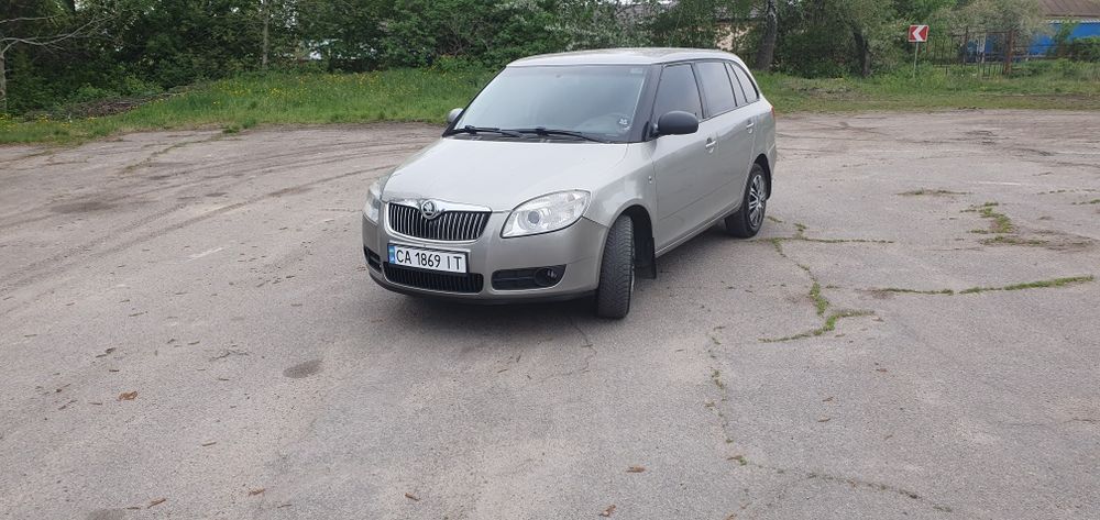 Продам Skoda Fabia 2