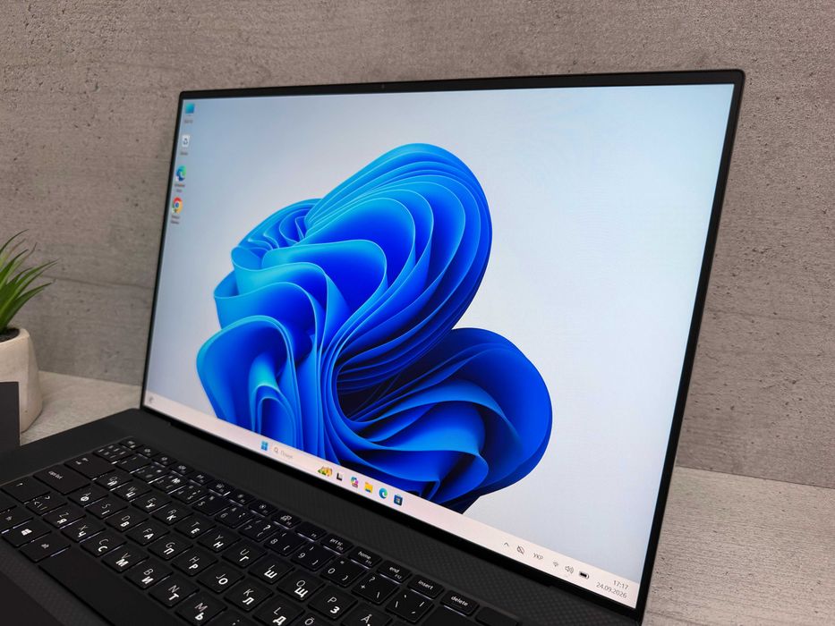 Стильний ноутбук Dell Xps 17 9700/i5-10300H/16gb ddr4/17.3"/256gb ssd