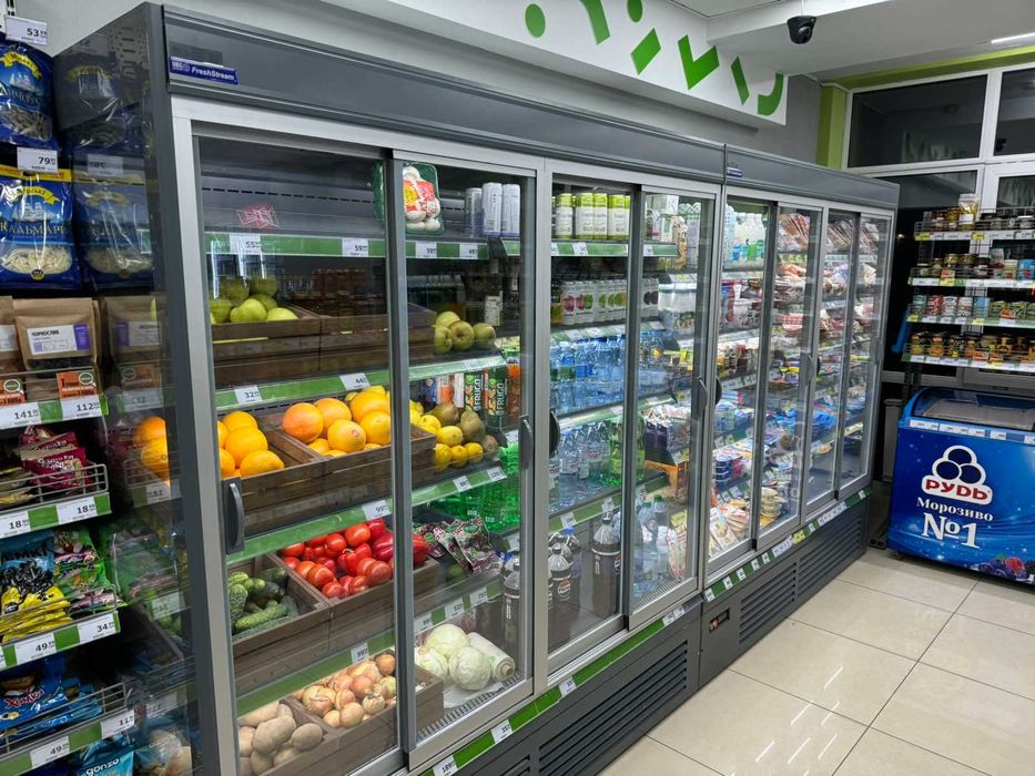 Холодильні регали. Енергозберігаючі вітрини. Гірки в магазин. Стелажі