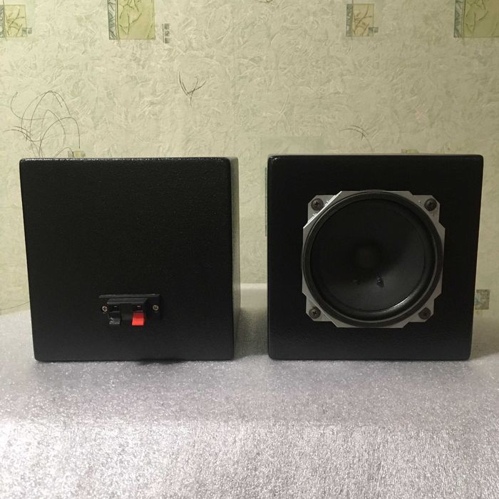 Студійні монітори Yamaha