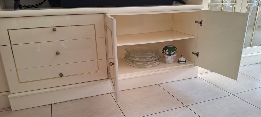 Móvel de sala - semi novo