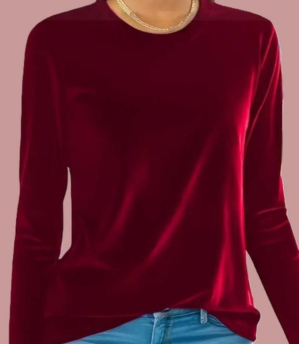 Top manga comprida em veludo vermelho XS. Decote V