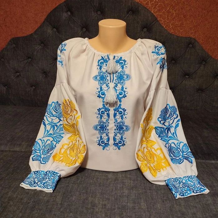 Вишиванка жіноча