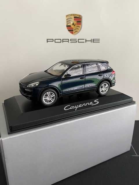 Porsche Cayenne E2 II S - 1/43 escala