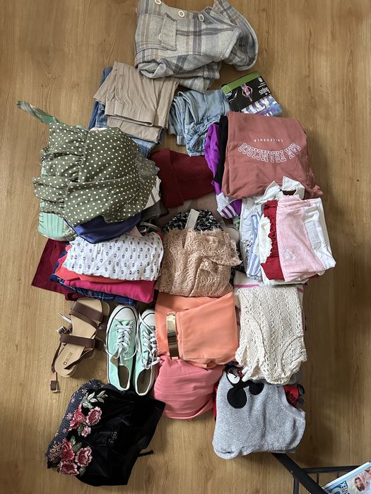 Zestaw ubrań, paka ubrań