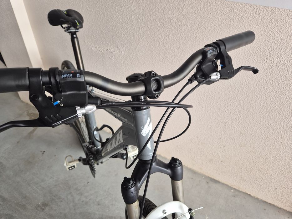 Specialized  hardrock sport