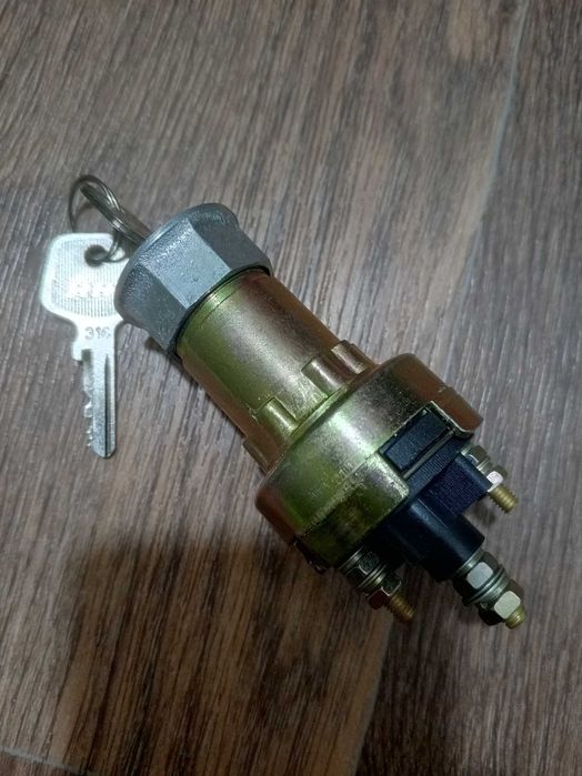 Замок зажигания мотороллер Муравей Тула Тулица Турист, новый