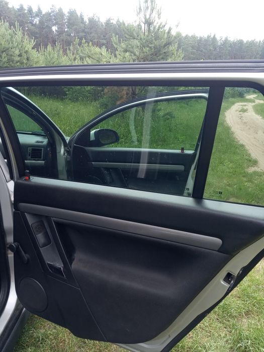 Opel Vectra C 2004 2.2