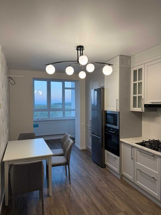 Оренда 2к квартири на Озерній