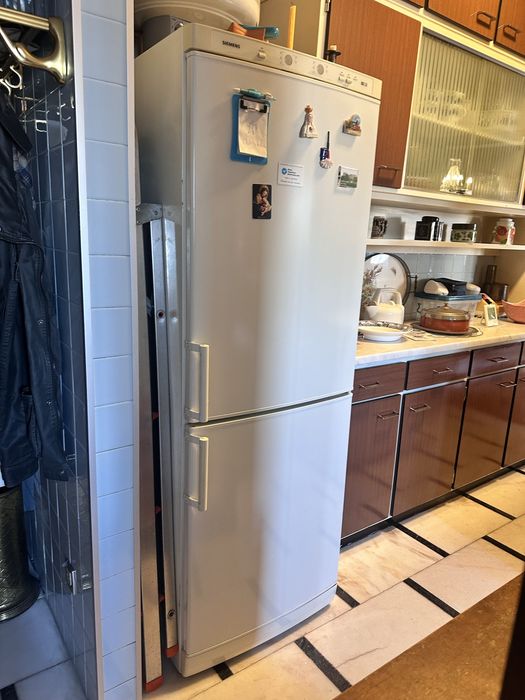 Frigorifico arca congeladora, maquina de lavar loiça, ferro de engomar