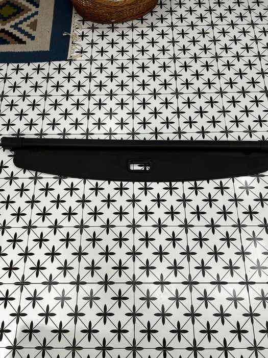 Шторка багажника Volkswagen Touran 2006-2016, полиця ролет