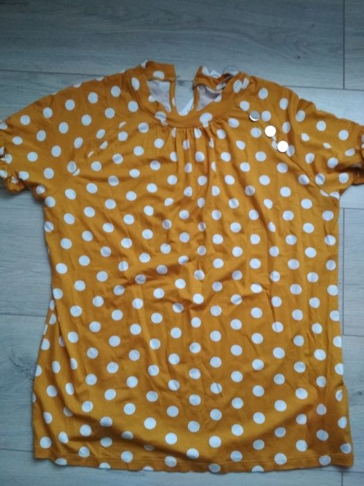 Bluzeczka w kropeczki