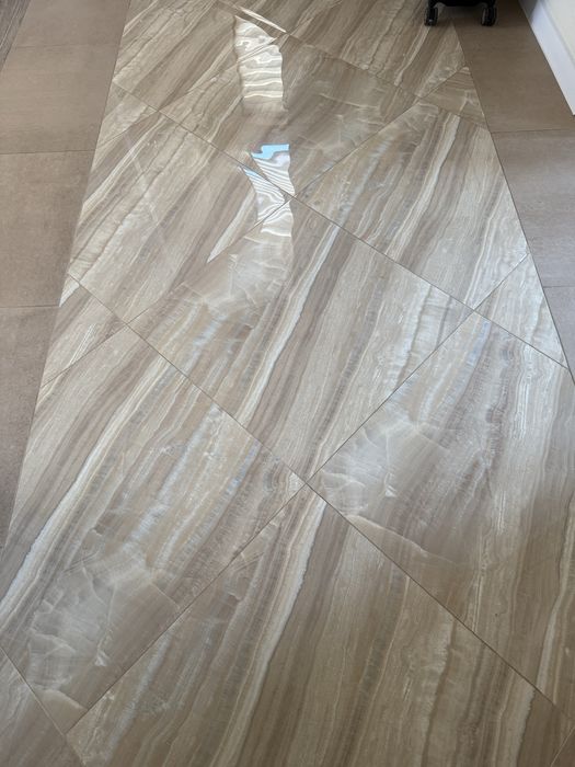 Плитка керамогранит 60×60 глянцевая и матовая (Испания, Индия)