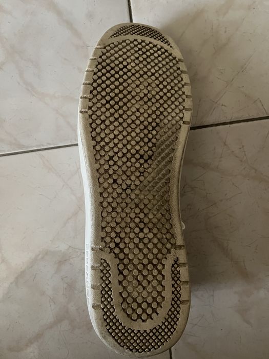 Converse rival ox white