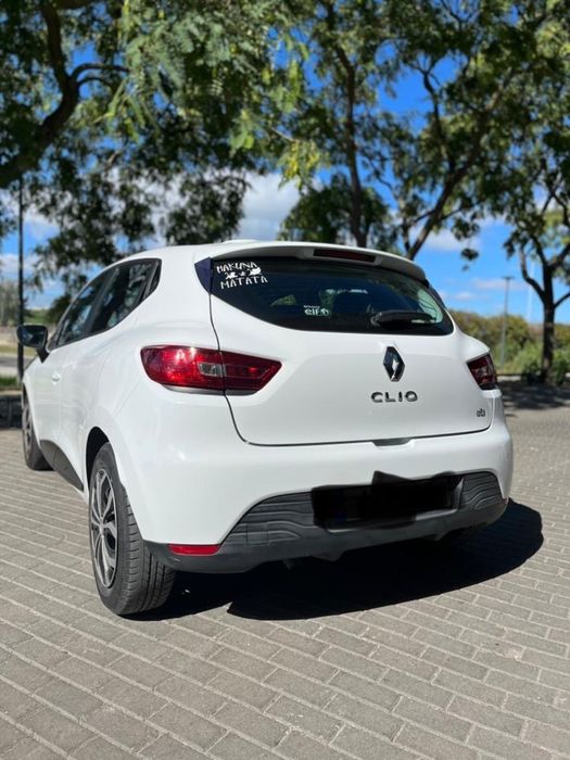 Renault clio 1.5 dci — photo 4
