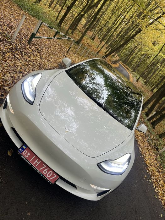 Tesla Model 3 2018