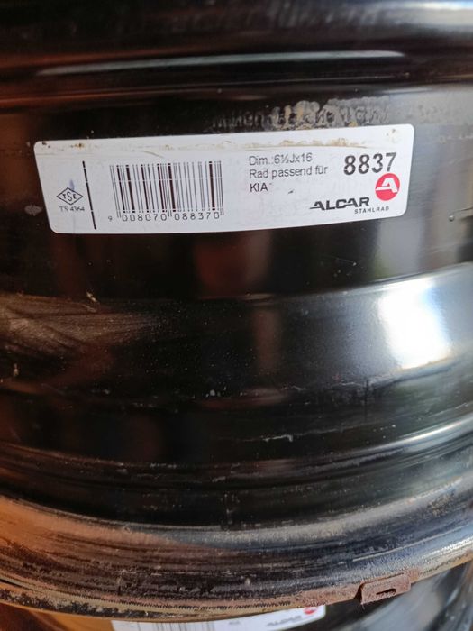 диски  з нового авто КІА 6,5 *16