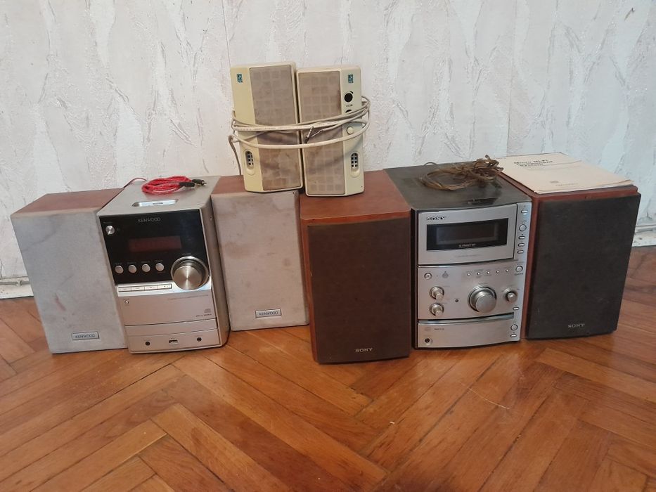 Музичні центри та колонки