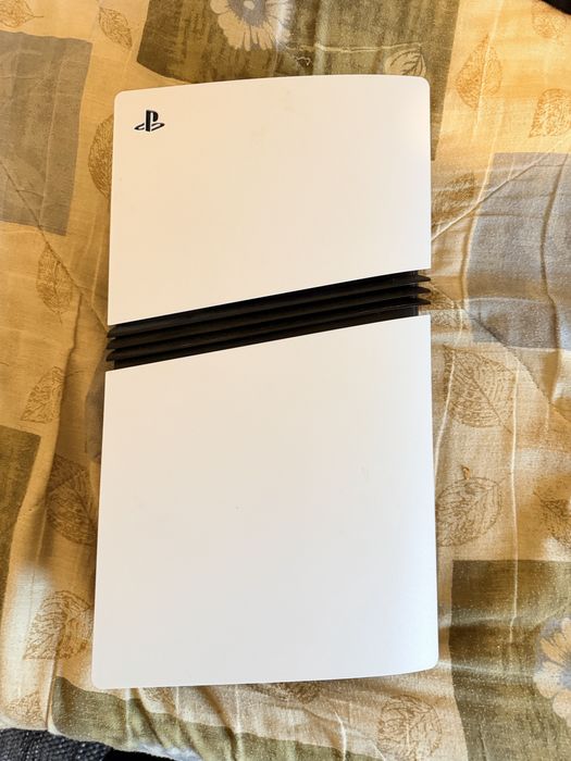 Ps5 pro 2TB. Como nova