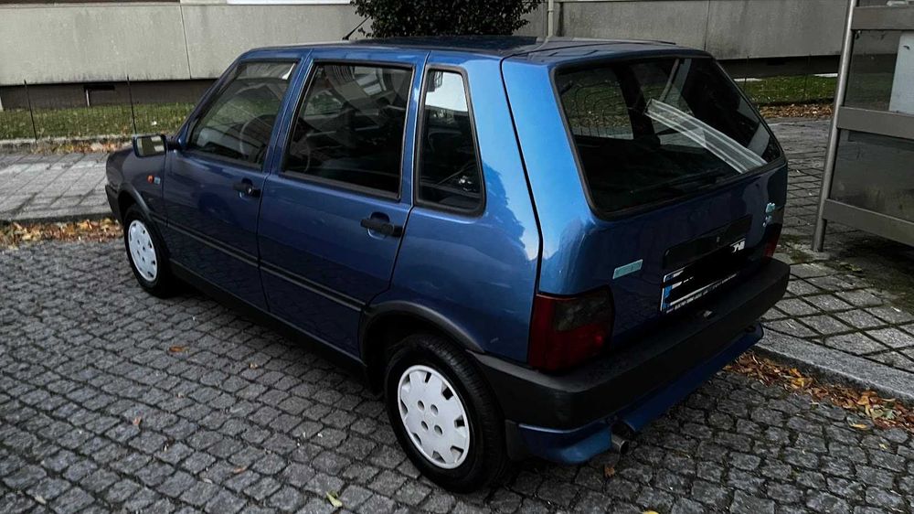 Clássico Fiat Uno Suite 1993 – Raro, Revisto e Pronto a Circular
