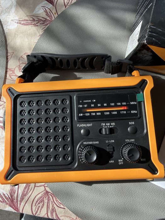 Аварійне радіо ROCAM 12000 mAh сонячна батарея динамо павербанк нове