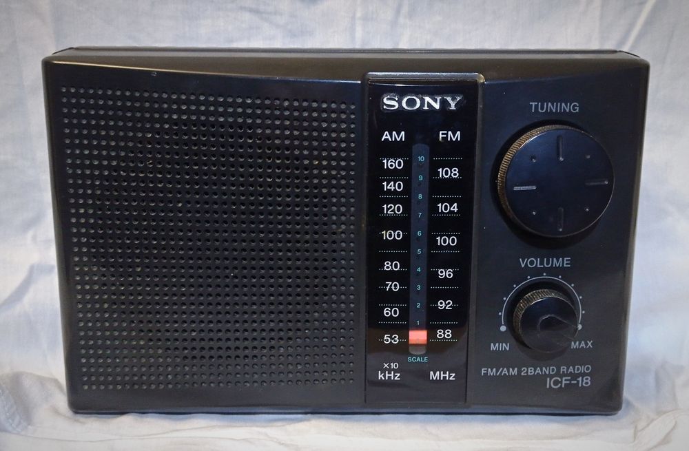 Рідкісний радіоприймач SONY 2BAND RADIO ICF-18