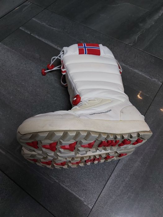 Norweskie śniegowce kozaki  Helly Hansen 37,5
